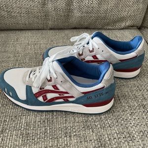 ASICS - gel lyte tennis shoes